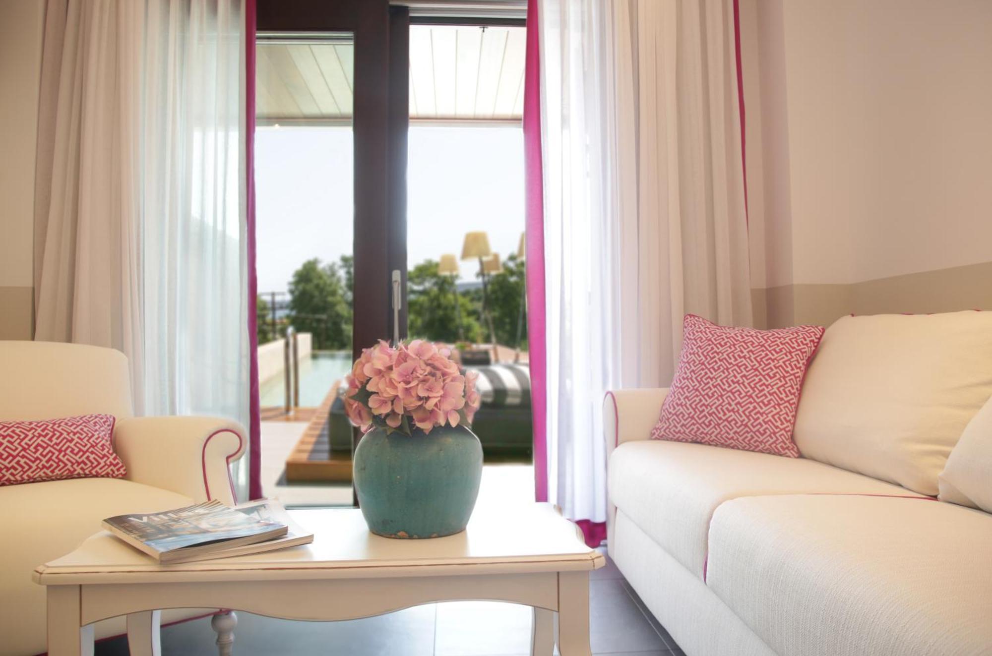 Avaton Luxury Beach Resort - Relais & Chateaux Ouranoupoli Rum bild